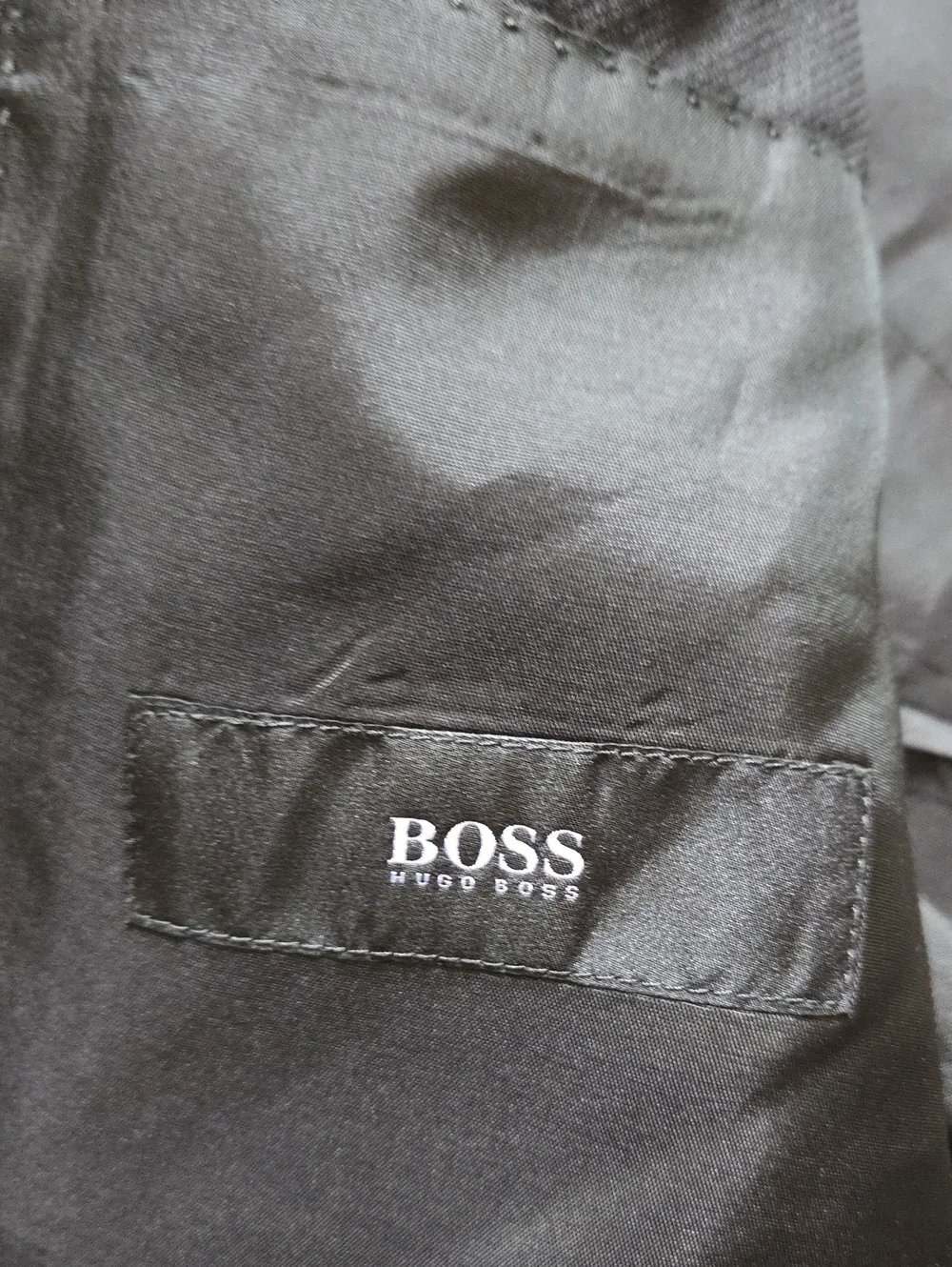 Hugo Boss Men's Black Two-Button Blazer 38r